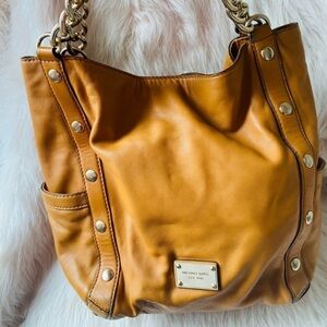 Michael Kors off the shoulder bag